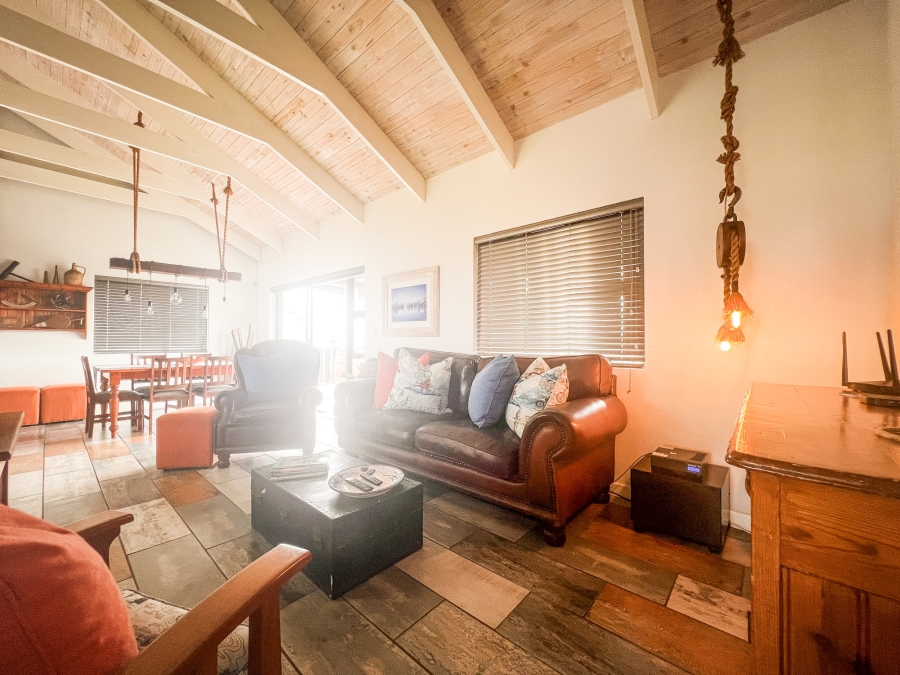 5 Bedroom Property for Sale in Myburgh Park Western Cape